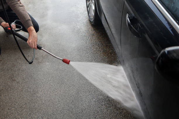 Best Commercial Building Pressure Washing  in Moss Point, MS